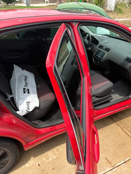 2007 Ford Focus 2nd Gen - Image 12 of 15