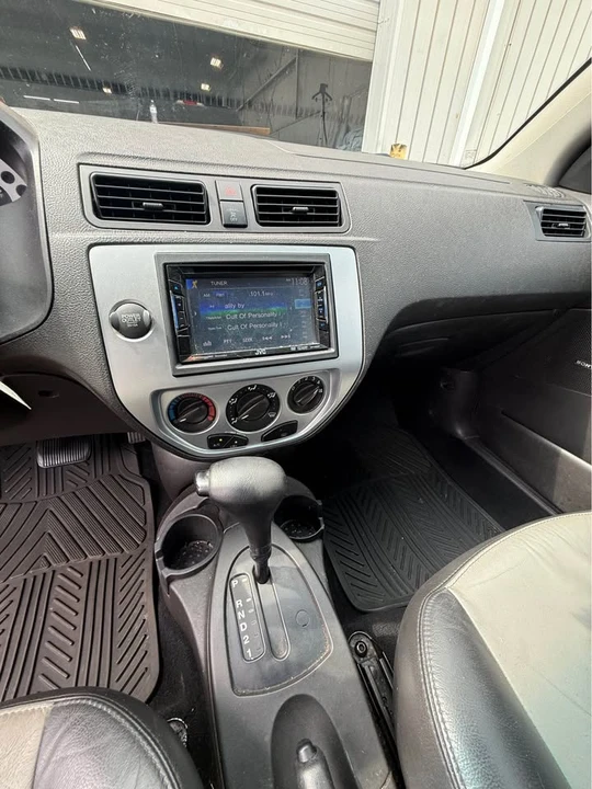 2007 Ford Focus 2nd Gen - Image 13 of 13