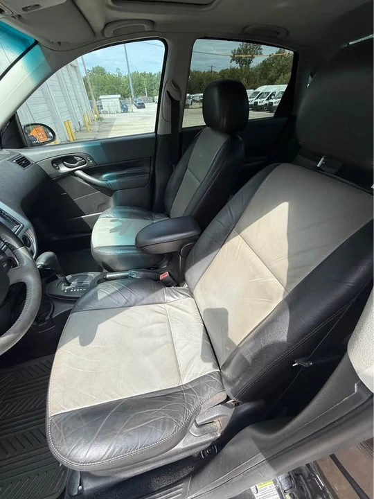 2007 Ford Focus 2nd Gen - Image 11 of 13