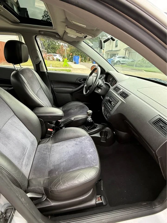 2007 Ford Focus 2nd Gen - Image 10 of 13