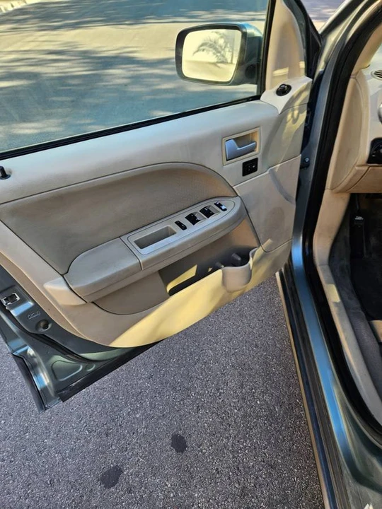 2007 Ford Freestyle - Image 8 of 12