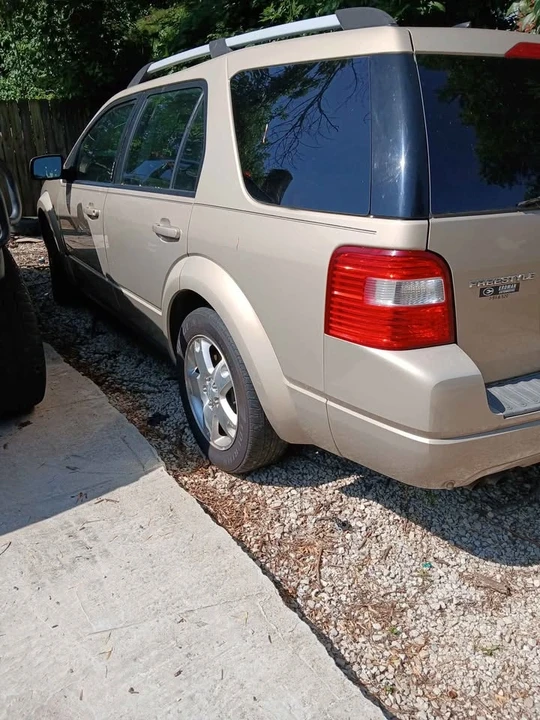 2007 Ford Freestyle - Image 16 of 17
