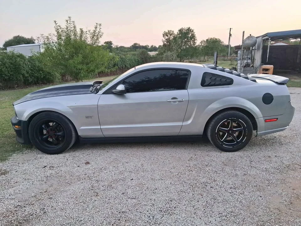 2007 Ford GT 1st Gen - Image 17 of 20