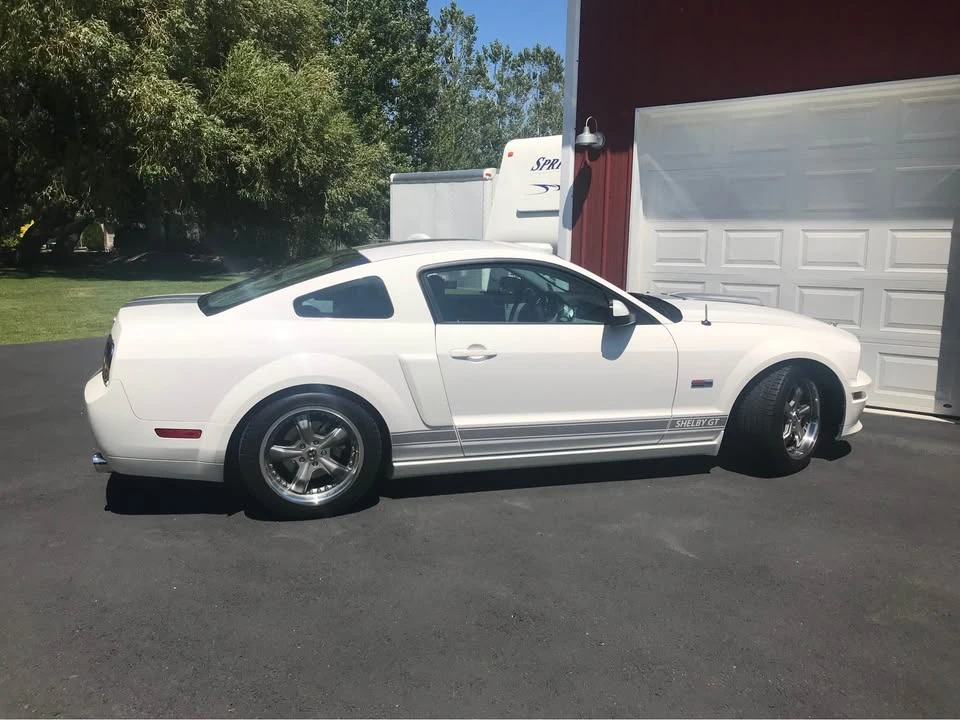 2007 Ford GT 1st Gen - Image 2 of 7