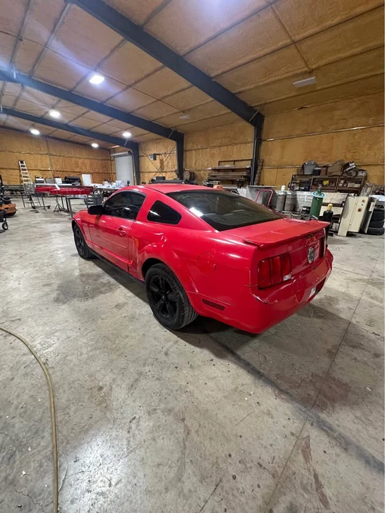 2007 Ford S197 Mustang - Image 6 of 8