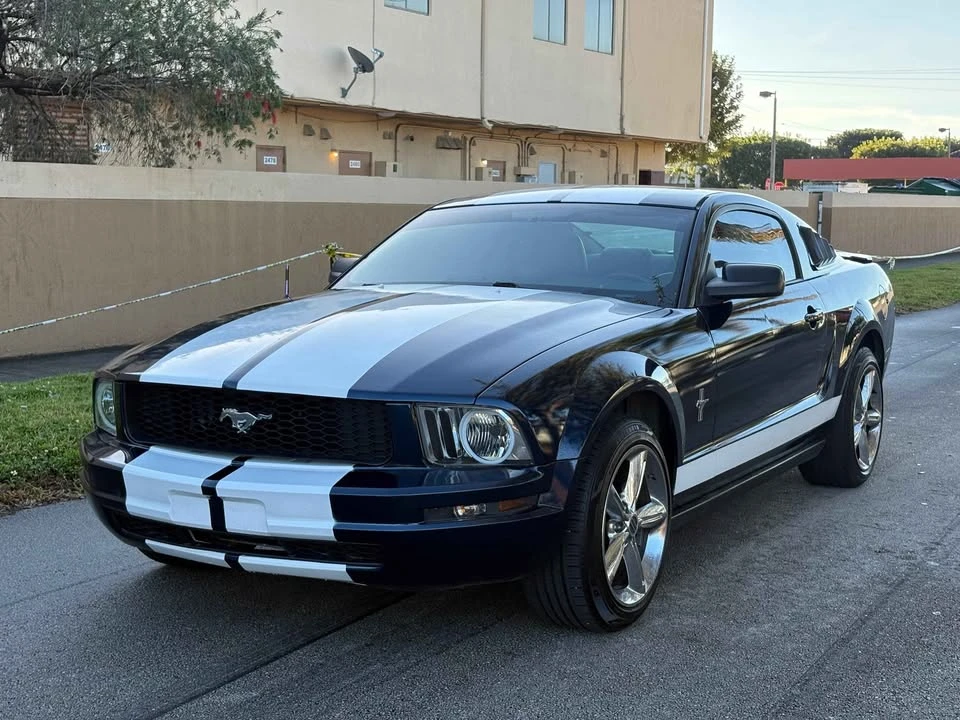 2007 Ford S197 Mustang - Image 6 of 11