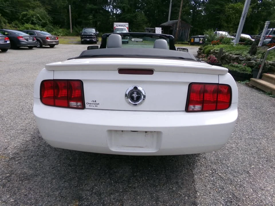 2007 Ford S197 Mustang - Image 7 of 20