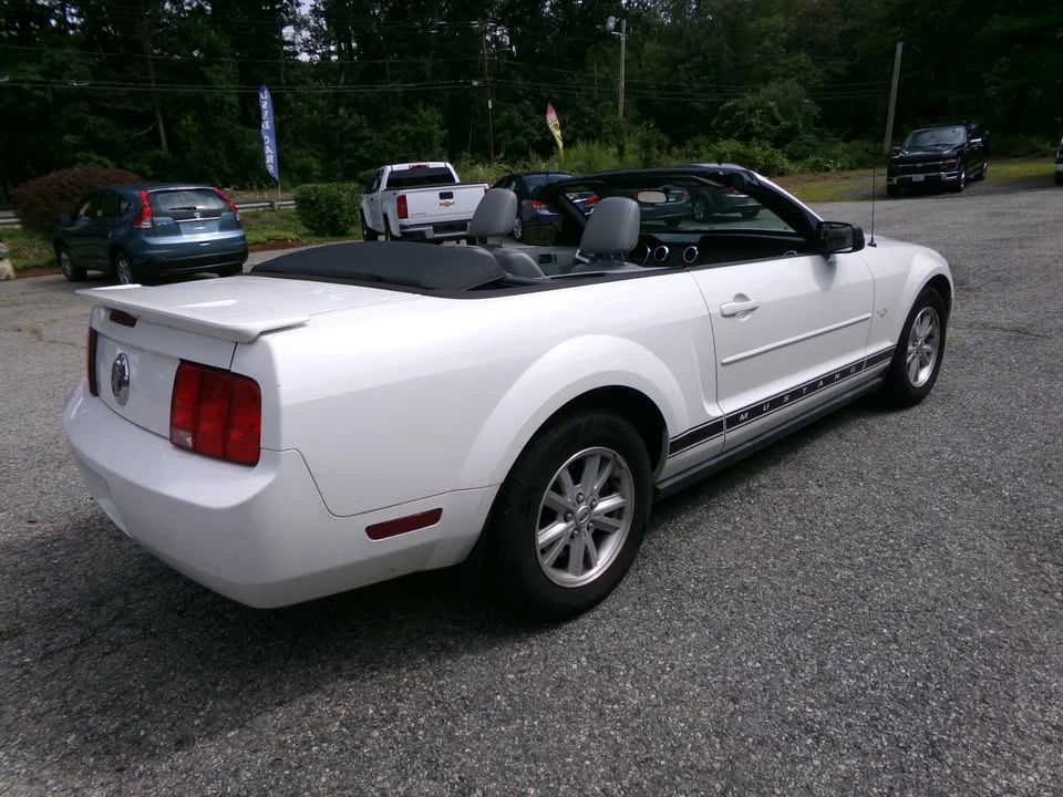 2007 Ford S197 Mustang - Image 6 of 20