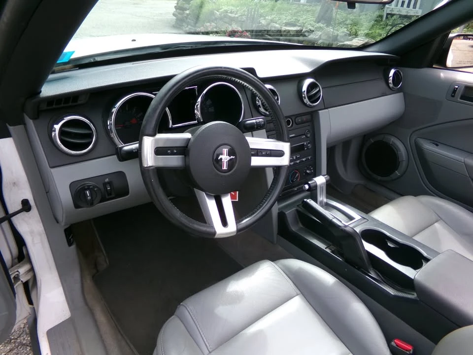 2007 Ford S197 Mustang - Image 11 of 20