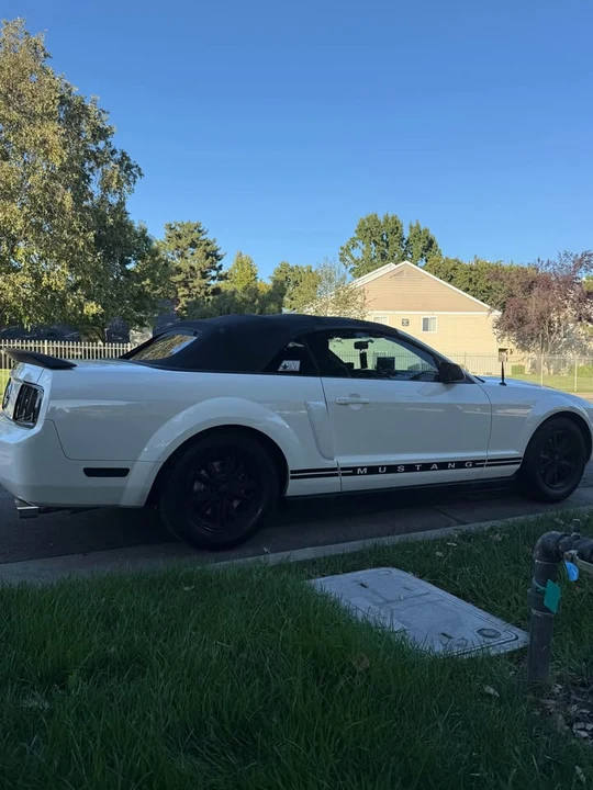 2007 Ford S197 Mustang - Image 8 of 9