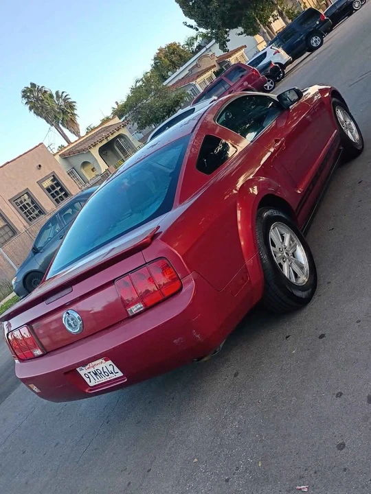 2007 Ford S197 Mustang - Image 2 of 9