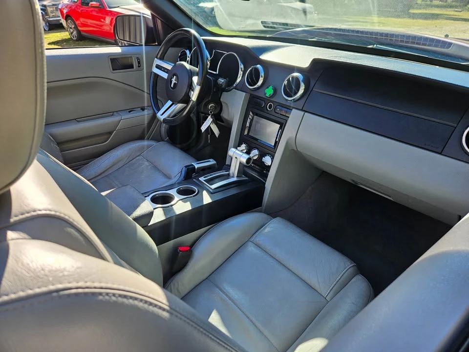 2007 Ford S197 Mustang - Image 9 of 16