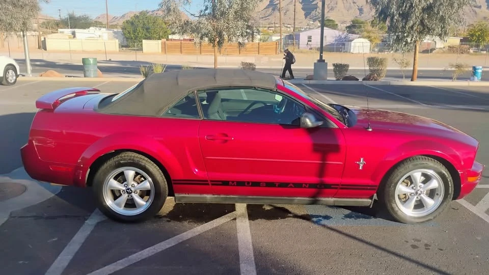 2007 Ford S197 Mustang - Image 4 of 11