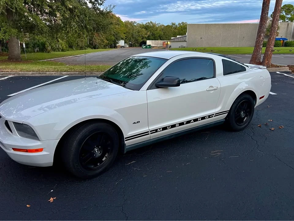 2007 Ford S197 Mustang - Image 6 of 19