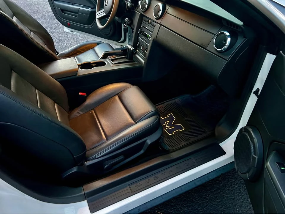 2007 Ford S197 Mustang - Image 16 of 19
