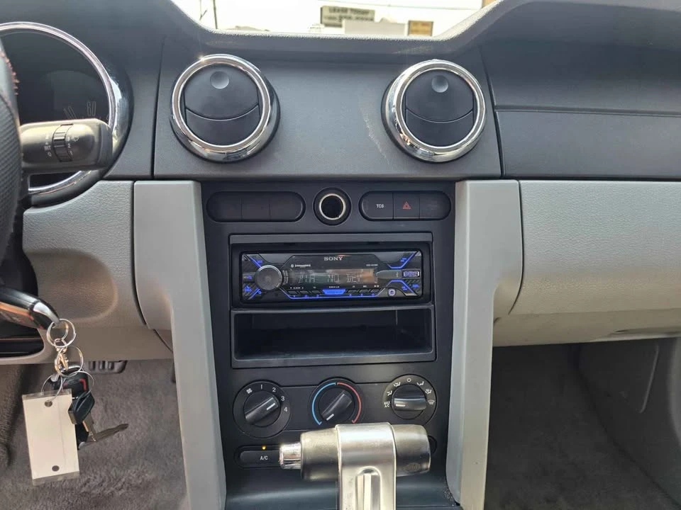 2007 Ford S197 Mustang - Image 10 of 11
