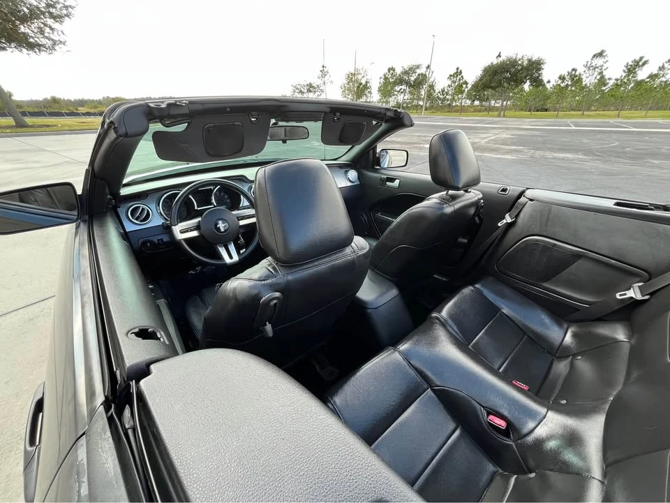 2007 Ford S197 Mustang - Image 8 of 12