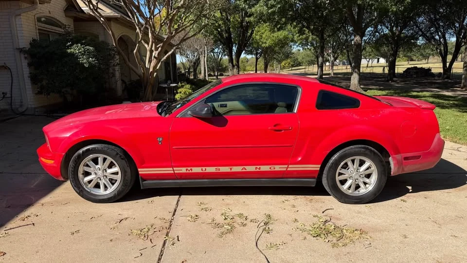 2007 Ford S197 Mustang - Image 5 of 14