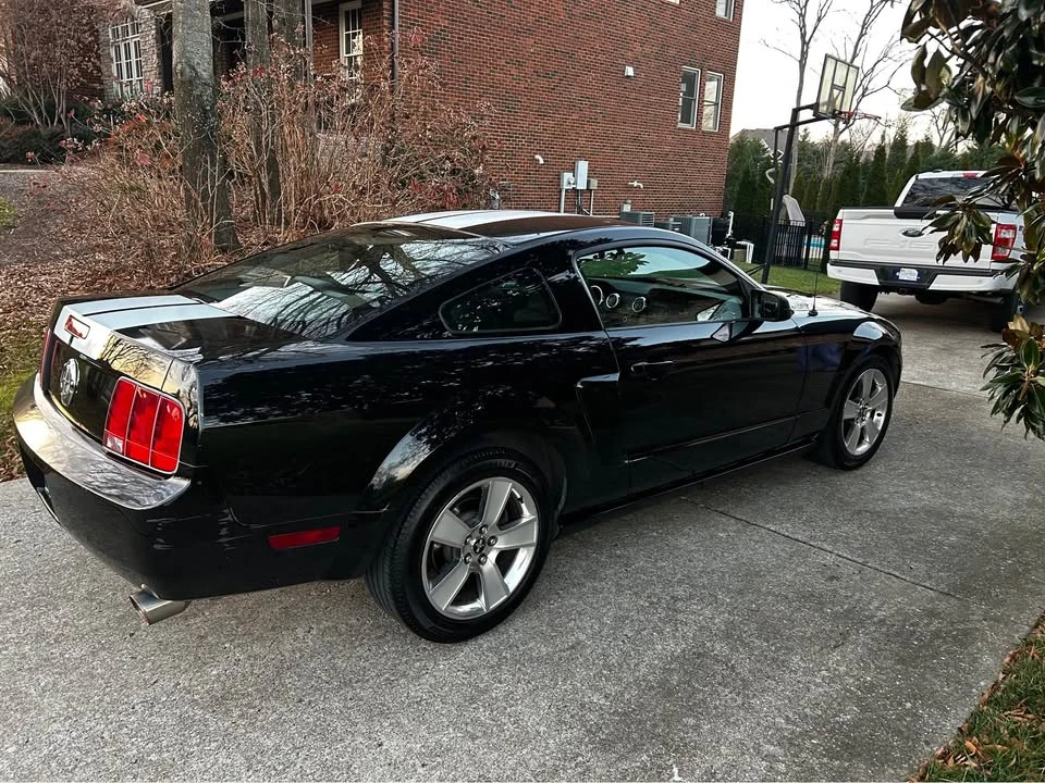 2007 Ford S197 Mustang - Image 10 of 15
