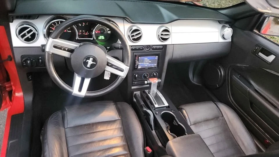 2007 Ford S197 Mustang - Image 9 of 12