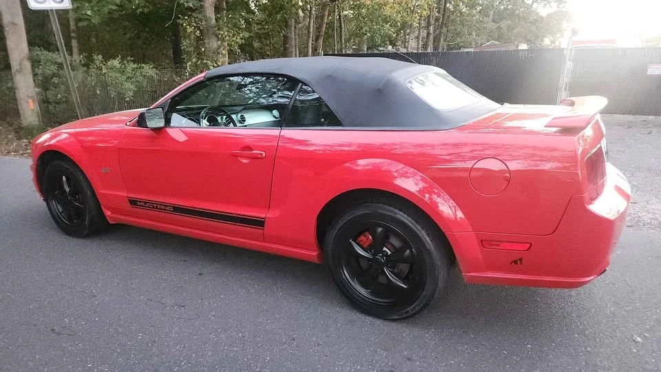 2007 Ford S197 Mustang - Image 2 of 12