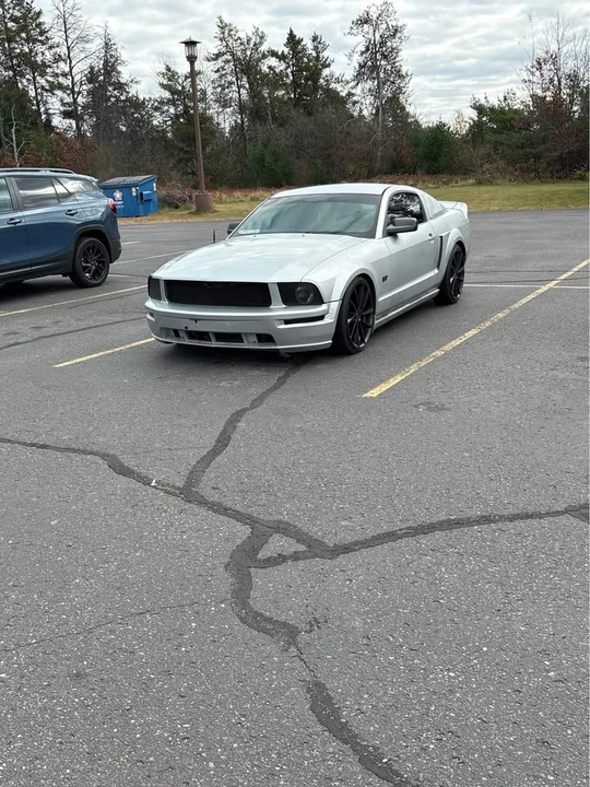 2007 Ford S197 Mustang - Image 2 of 8