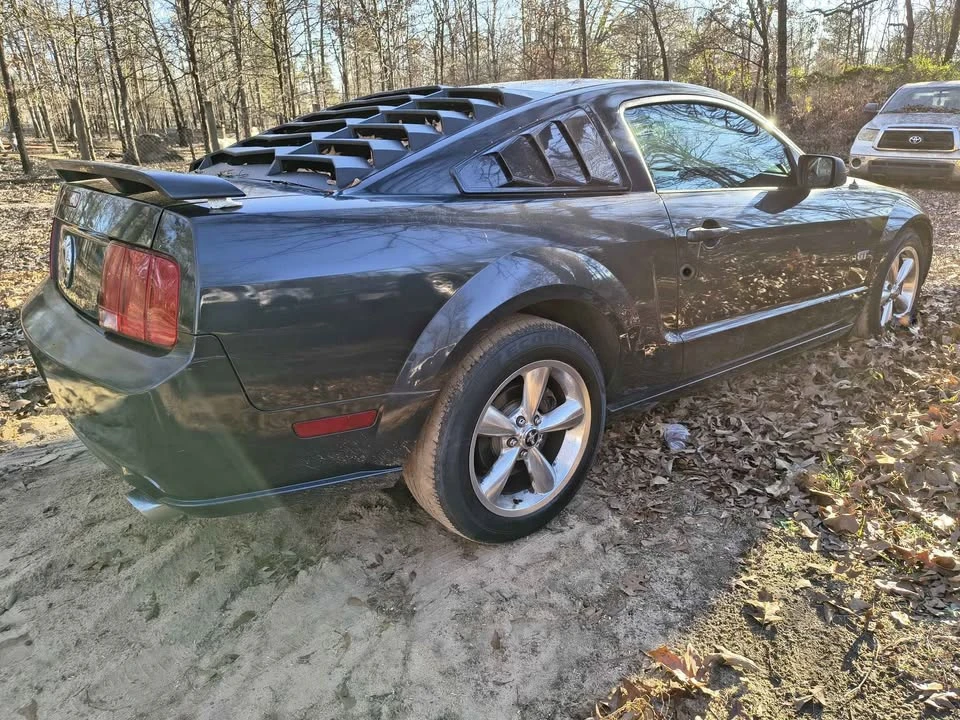 2007 Ford S197 Mustang - Image 2 of 6