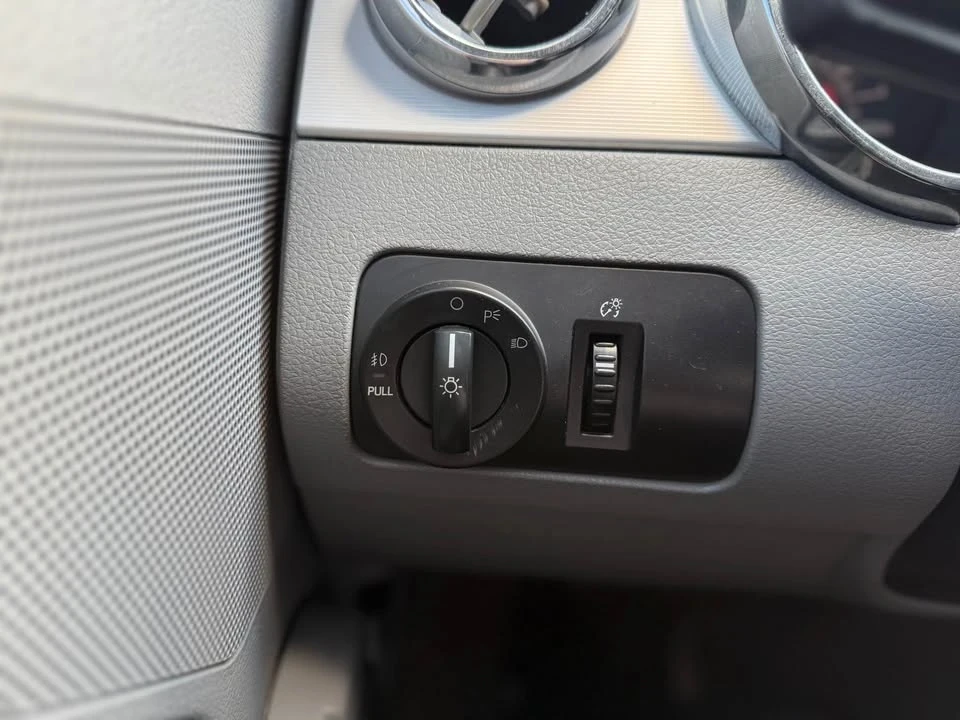 2007 Ford S197 Mustang - Image 14 of 20
