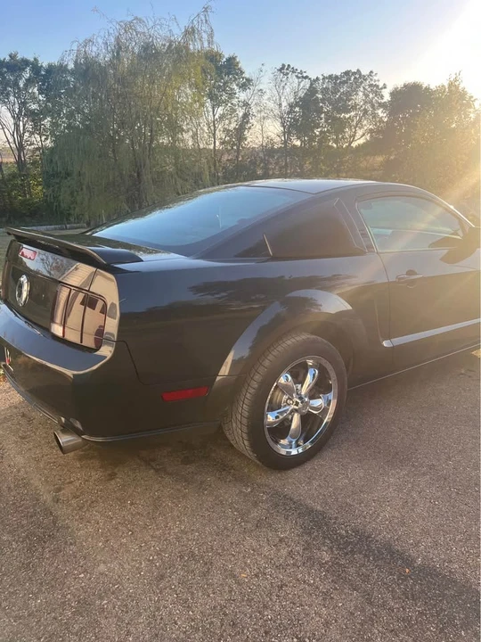 2007 Ford S197 Mustang - Image 10 of 19
