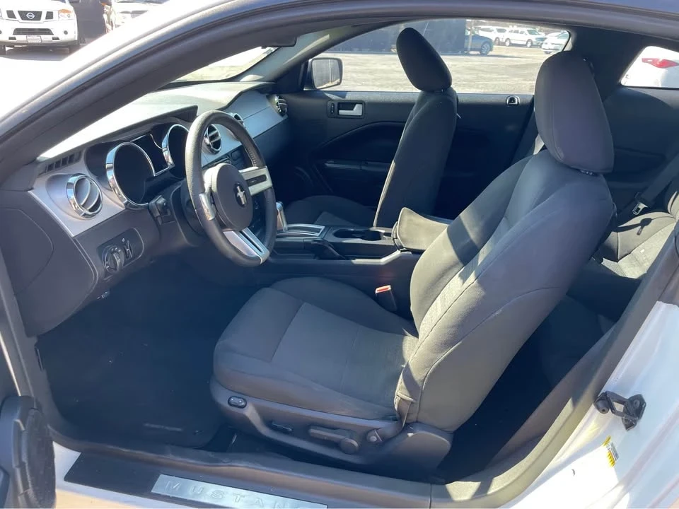 2007 Ford S197 Mustang - Image 4 of 11