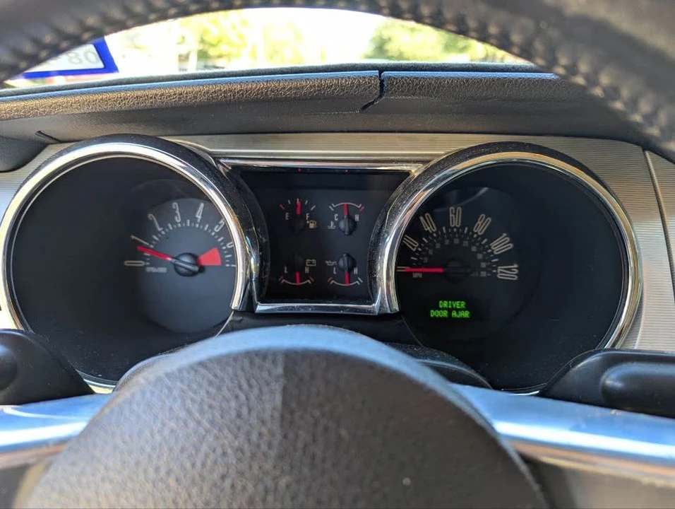 2007 Ford S197 Mustang - Image 7 of 10