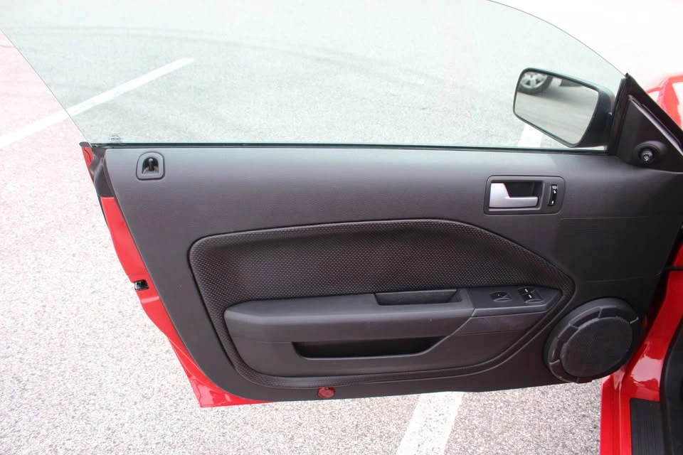 2007 Ford S197 Mustang - Image 11 of 20
