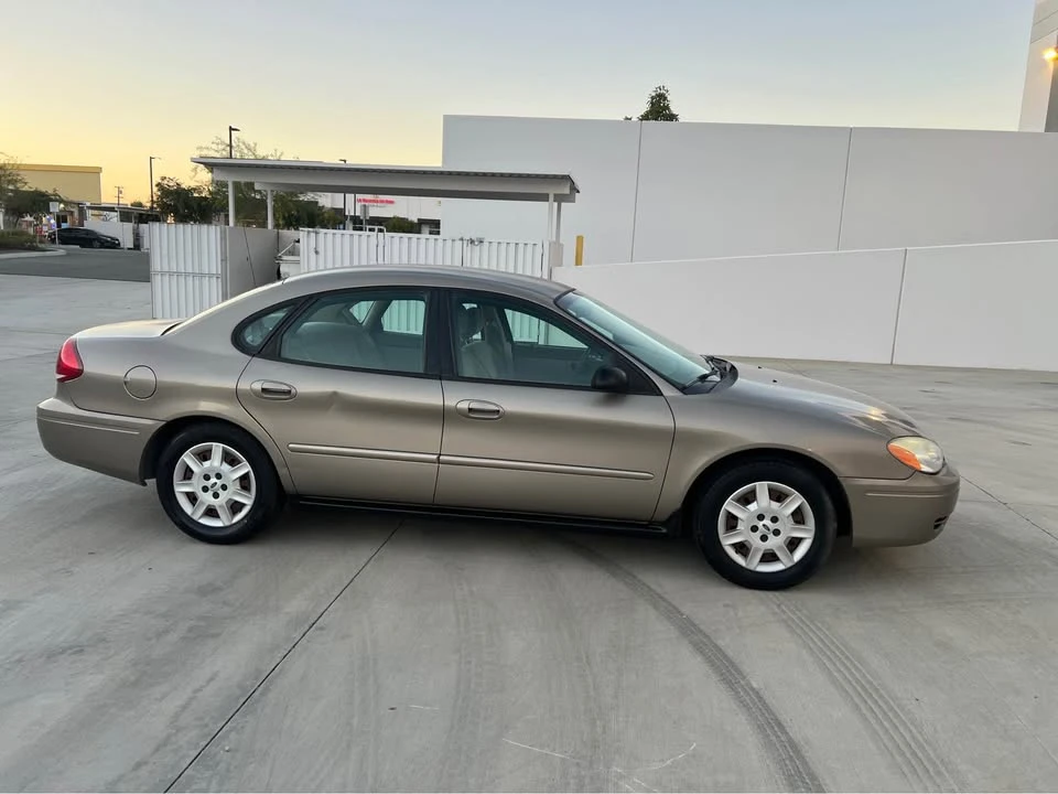 2007 Ford Taurus 4th Gen - Image 2 of 7
