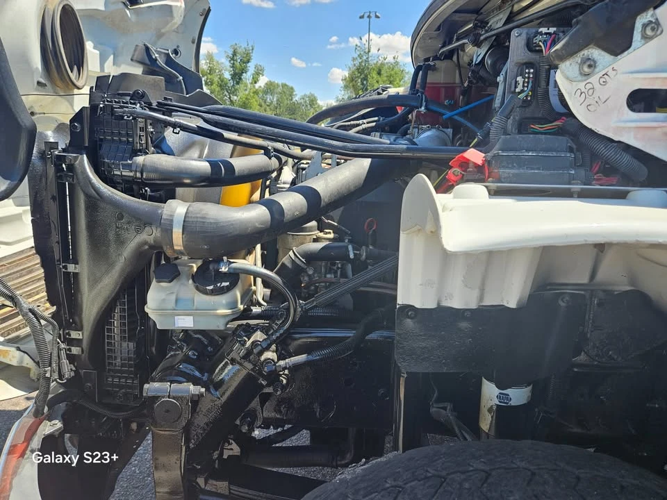 2007 Freightliner - Image 15 of 20