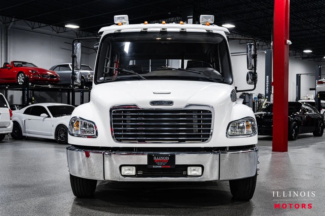 2007 Freightliner - Image 8 of 21