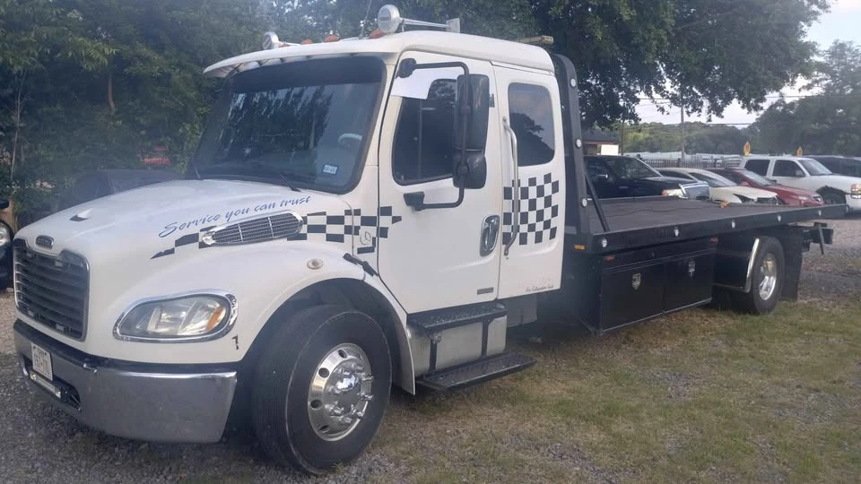 2007 Freightliner - Image 6 of 10