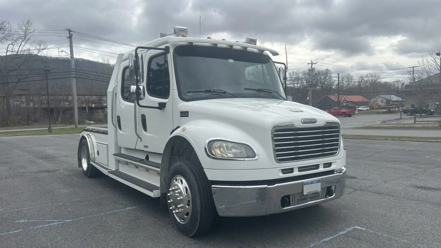 2007 Freightliner - Image 3 of 11