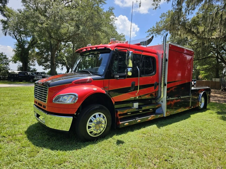 2007 Freightliner - Image 2 of 19