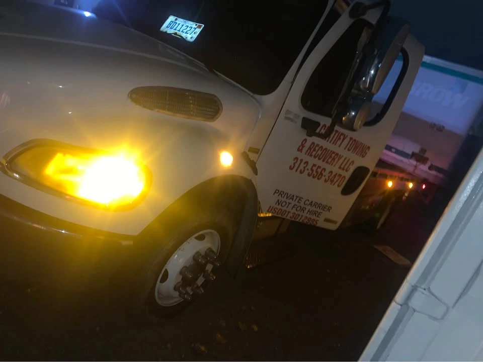 2007 Freightliner - Image 6 of 12