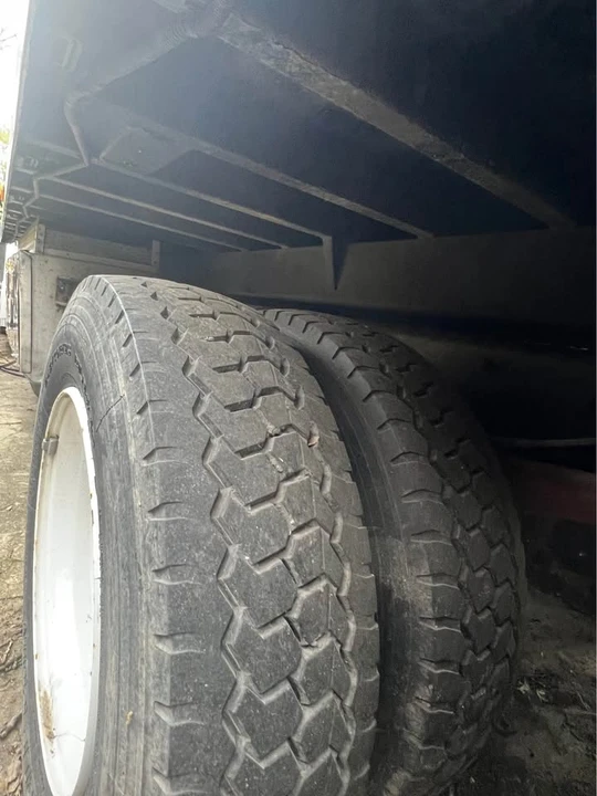 2007 Freightliner - Image 10 of 12