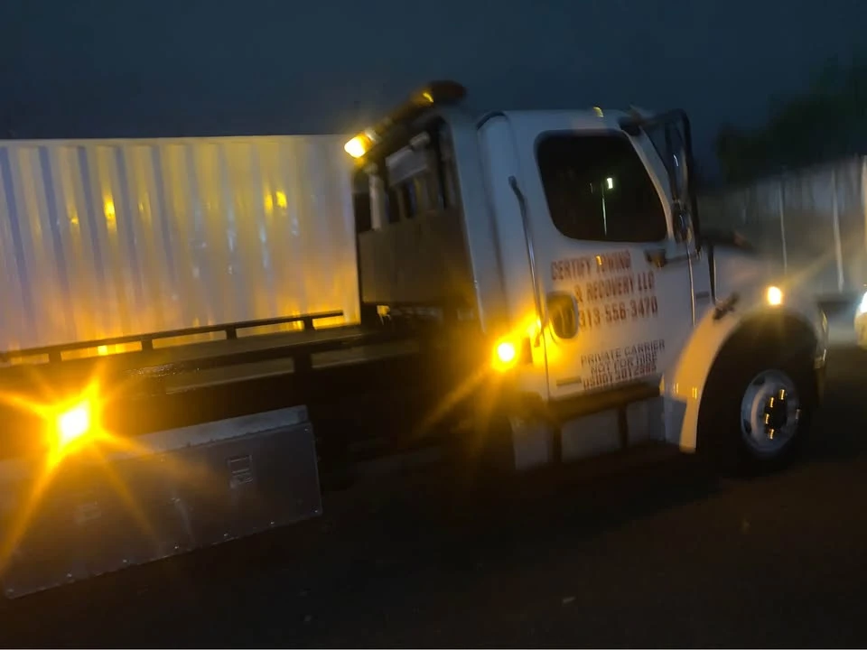 2007 Freightliner - Image 4 of 12
