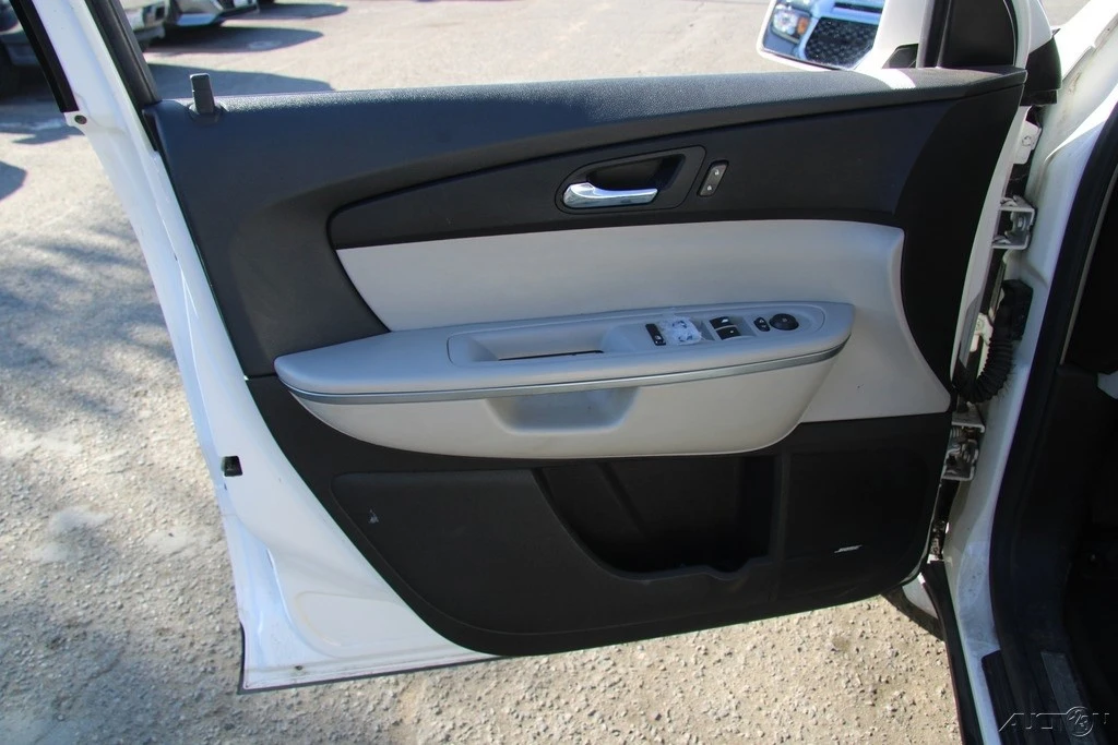2007 GMC Acadia - Image 11 of 21
