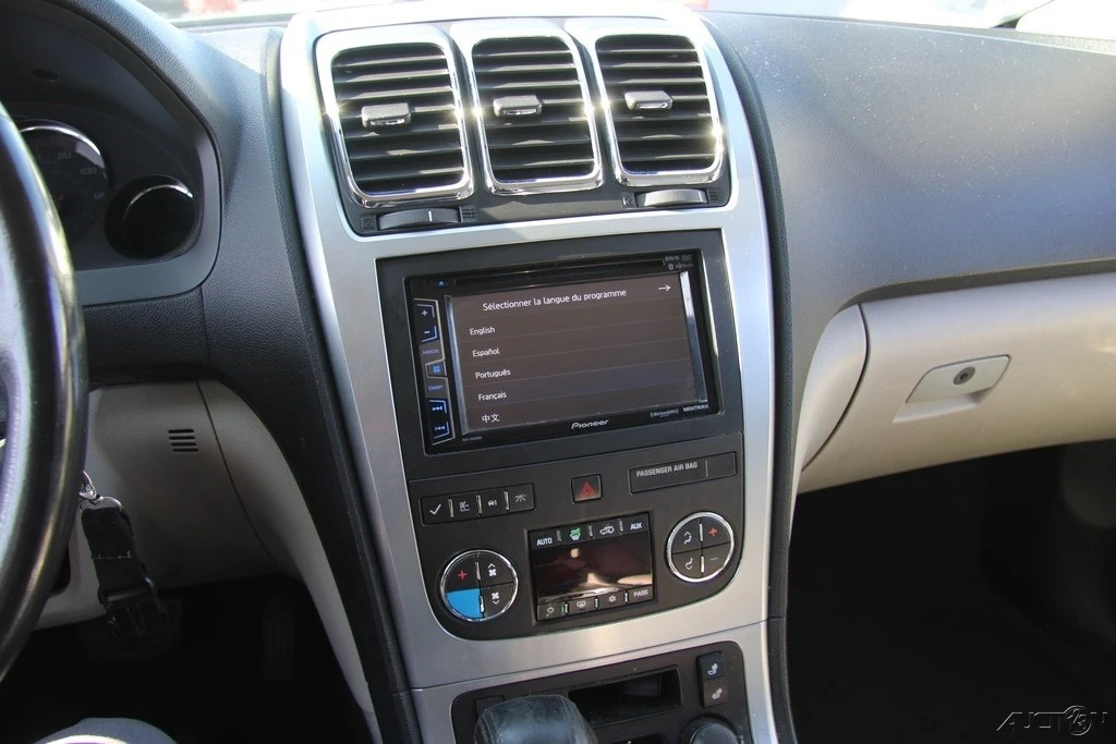 2007 GMC Acadia - Image 15 of 21