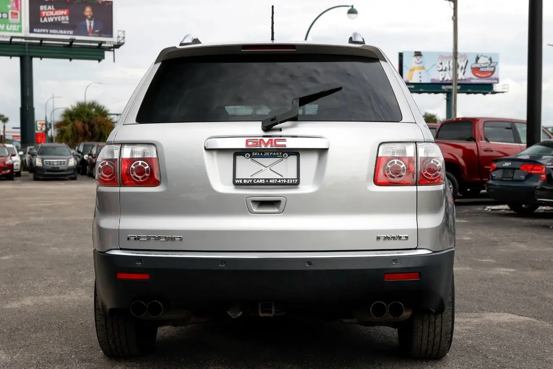 2007 GMC Acadia - Image 7 of 12