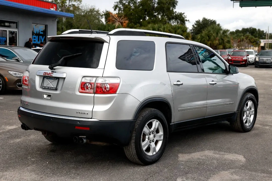 2007 GMC Acadia - Image 11 of 12