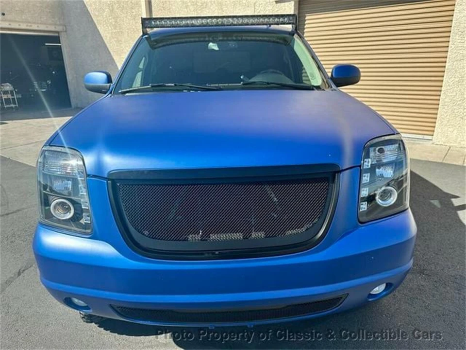 2007 GMC Yukon 3rd Gen - Image 2 of 21