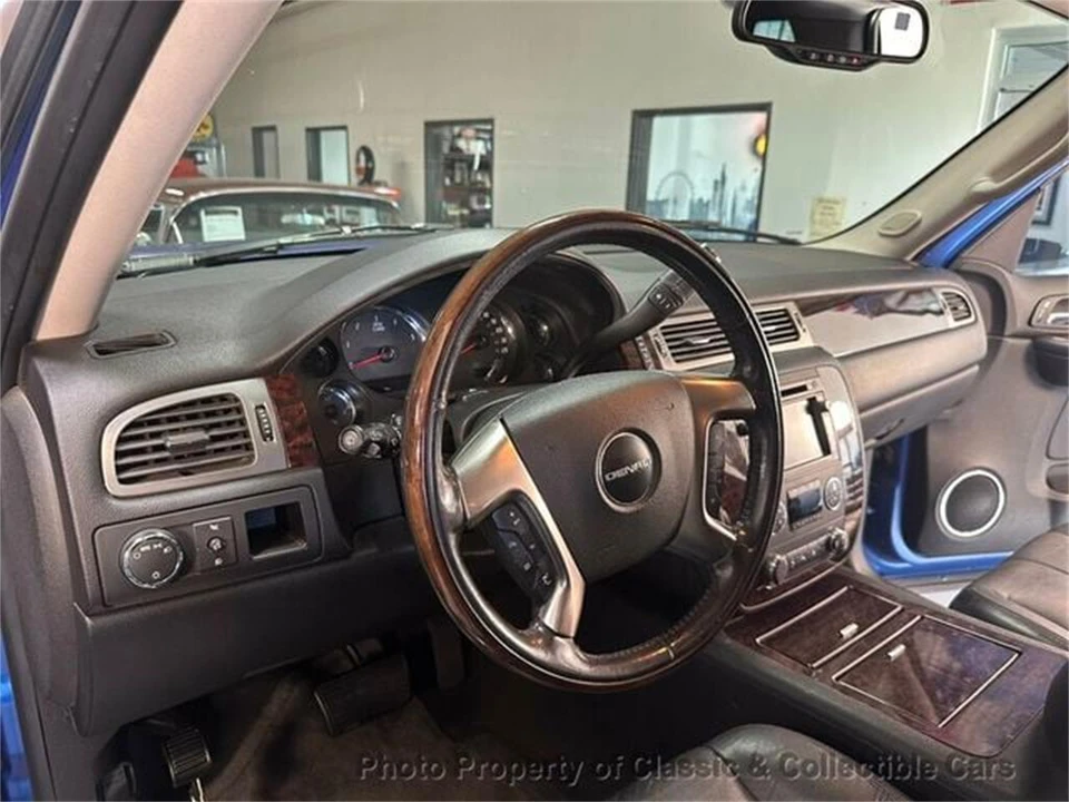 2007 GMC Yukon 3rd Gen - Image 12 of 21