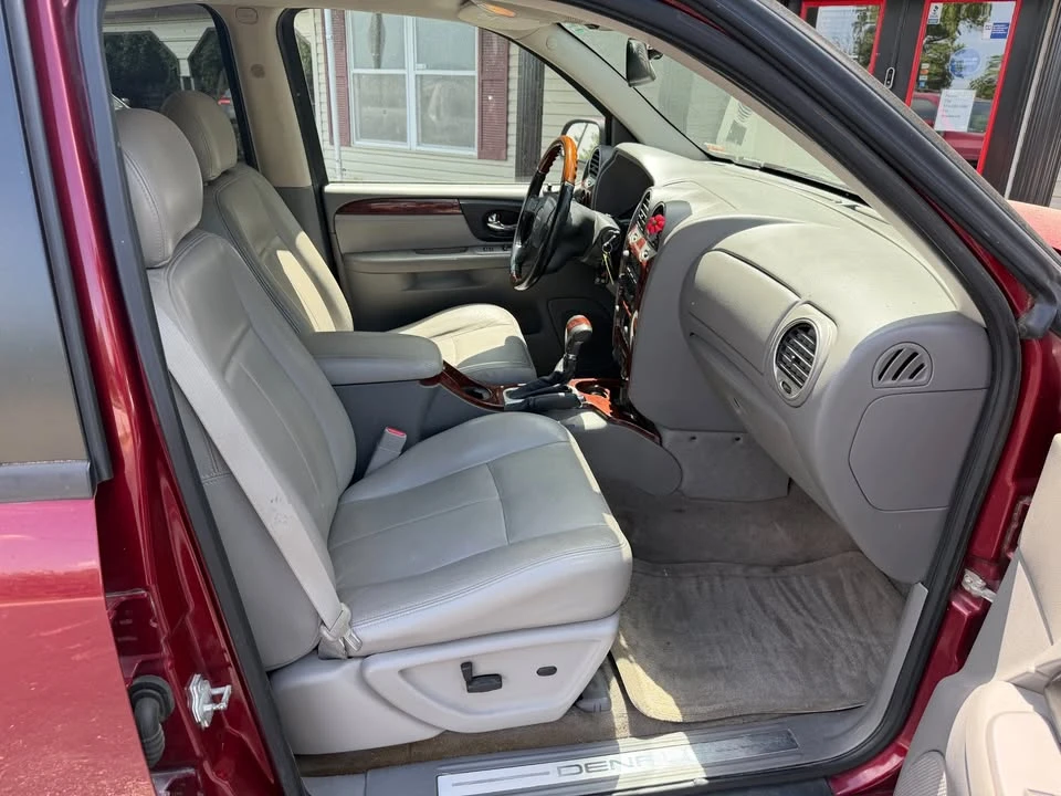 2007 GMC Envoy - Image 13 of 15