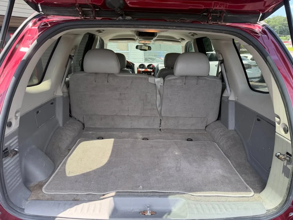 2007 GMC Envoy - Image 11 of 15