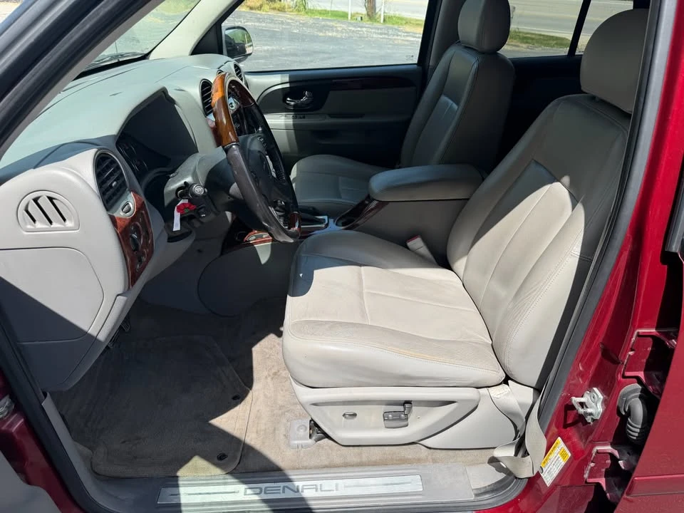 2007 GMC Envoy - Image 9 of 15